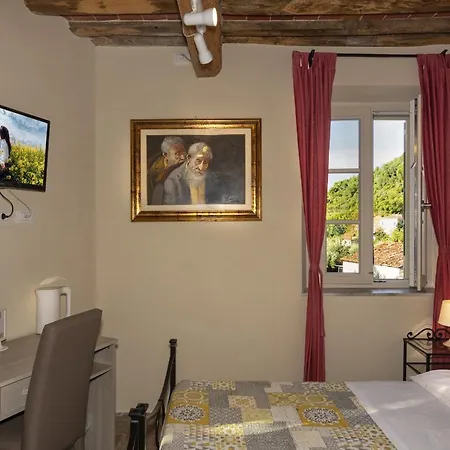 Bed and Breakfast Art Gallery
