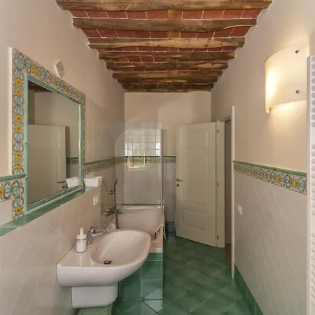 Art Gallery 3* Vorno